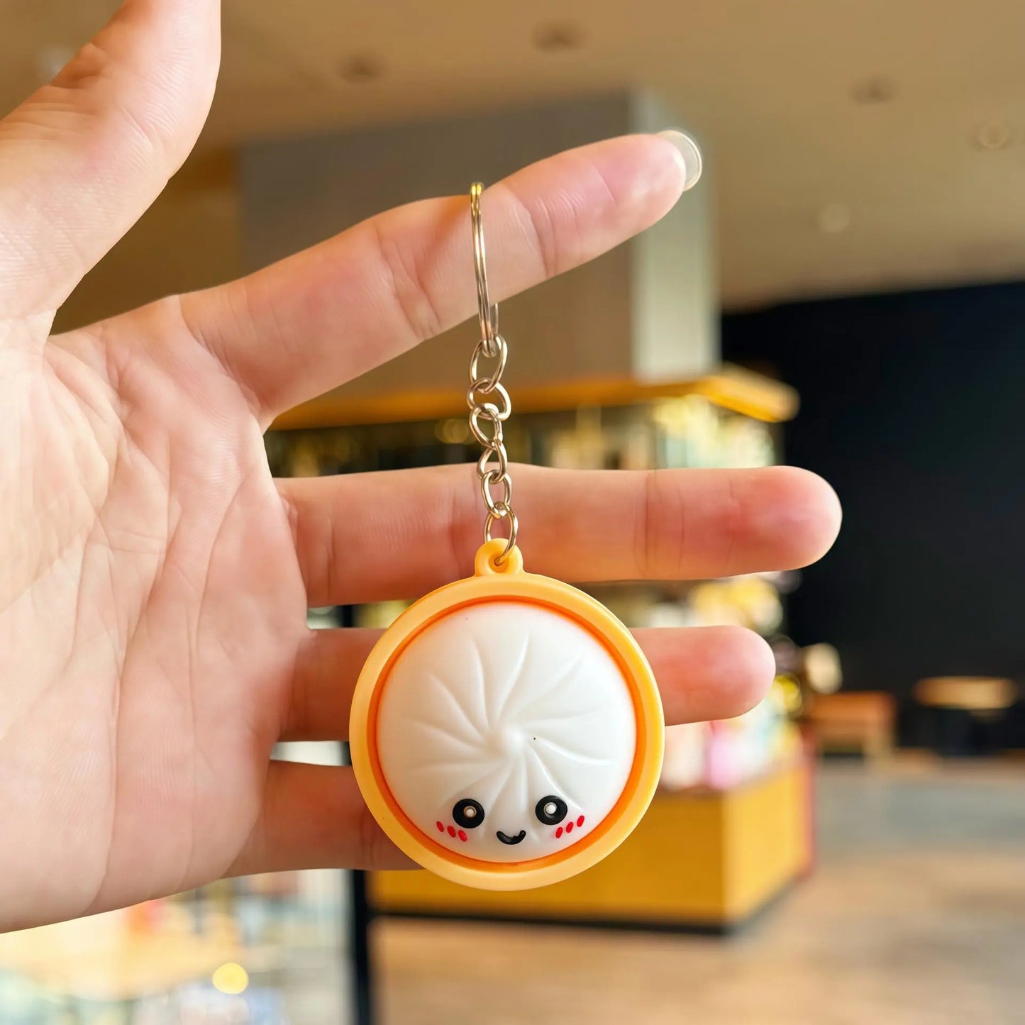 Light-Up Dumpling Keychain - Wear-Resistant Stress Relief Toy for Daily Use, Party, Festivals, School Prizes & Gifting