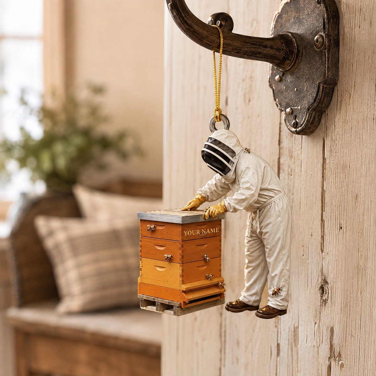 Personalized Beekeeper Ornament, Custom Honey Bee Keeper Acrylic Ornament with Name, Gift for Beekeepers and Bee Lovers