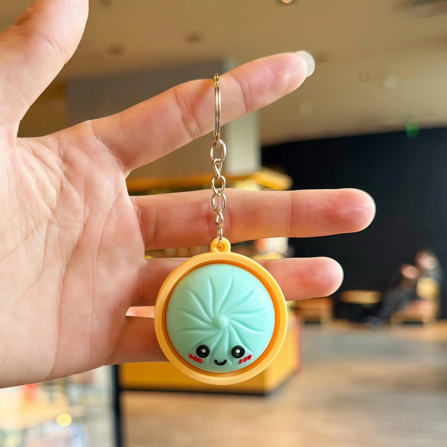 Light-Up Dumpling Keychain - Wear-Resistant Stress Relief Toy for Daily Use, Party, Festivals, School Prizes & Gifting